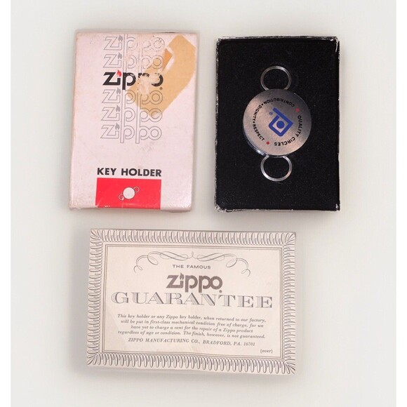 Vintage ZIPPO KEY HOLDER -- Quality Circles  --  Key Holder Keychain NOS - Picture 1 of 7